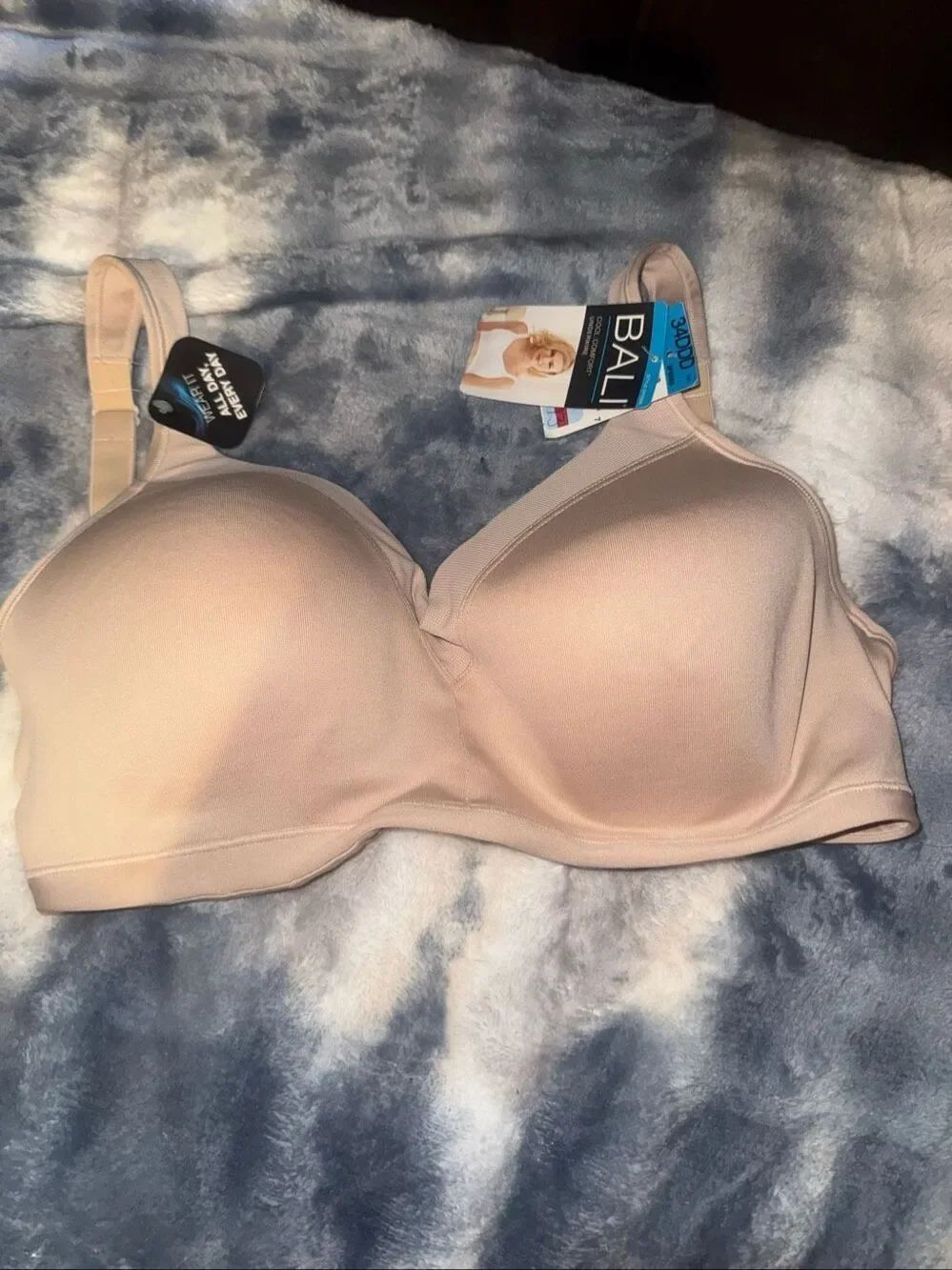 NWT Bali bra size 34DDD